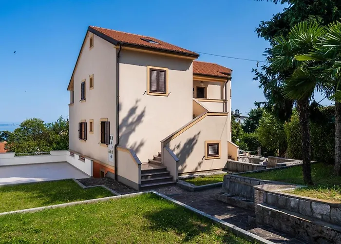 Apartman Downtown Helena Abbázia